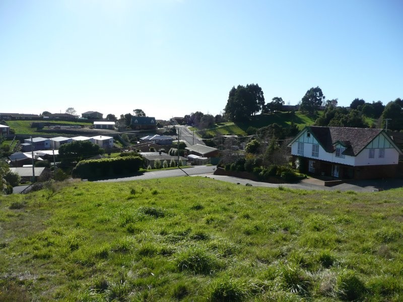 26 South Road, Penguin TAS 7316