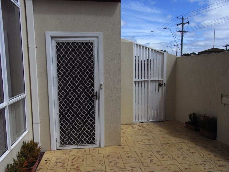 28-30 Queen Street, Ulverstone TAS 7315