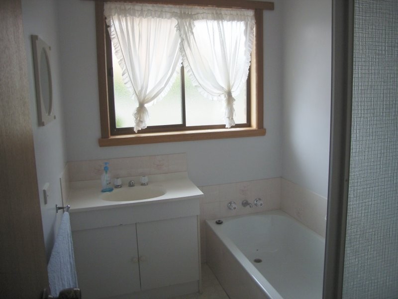 20 Commonwealth Court, Penguin TAS 7316