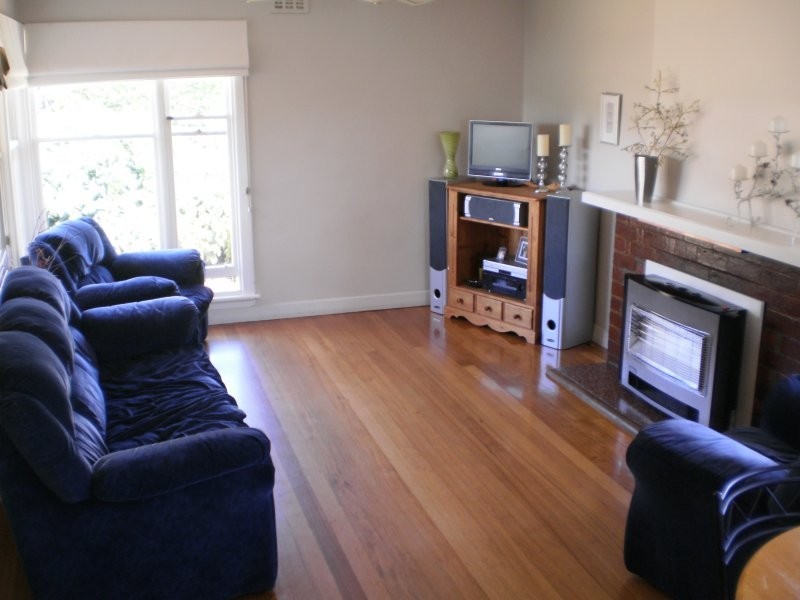 2 Chamberlain Street, Ulverstone TAS 7315