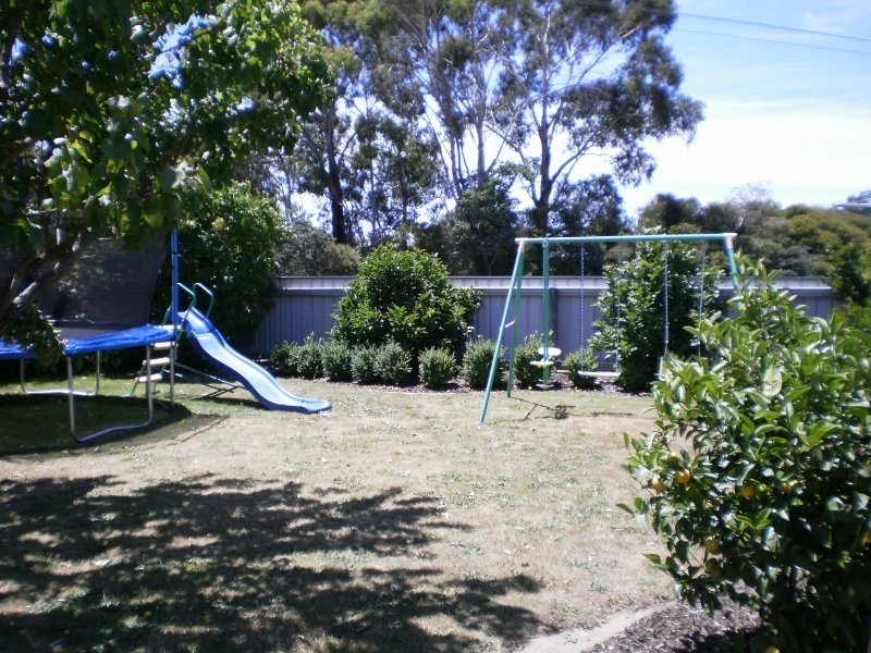 2 Chamberlain Street, Ulverstone TAS 7315