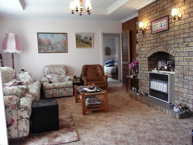 103 Main Street, Ulverstone TAS 7315