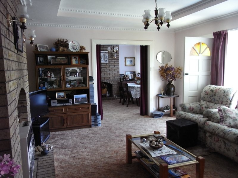 103 Main Street, Ulverstone TAS 7315