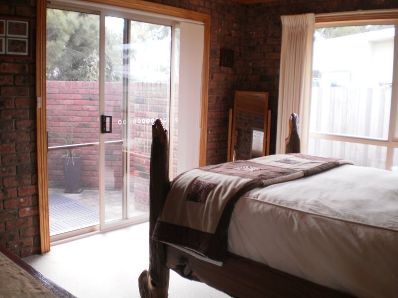 4 Turners Avenue, Turners Beach TAS 7315