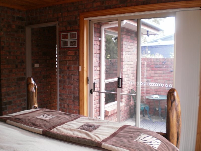 4 Turners Avenue, Turners Beach TAS 7315