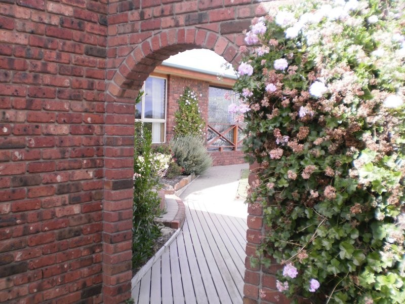 4 Turners Avenue, Turners Beach TAS 7315