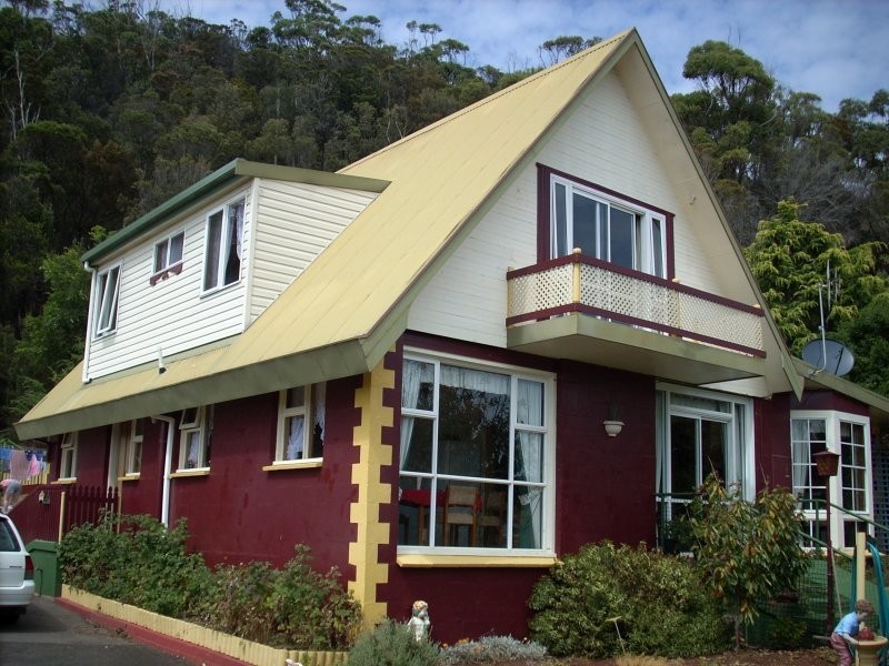 10 River Avenue, Heybridge TAS 7316