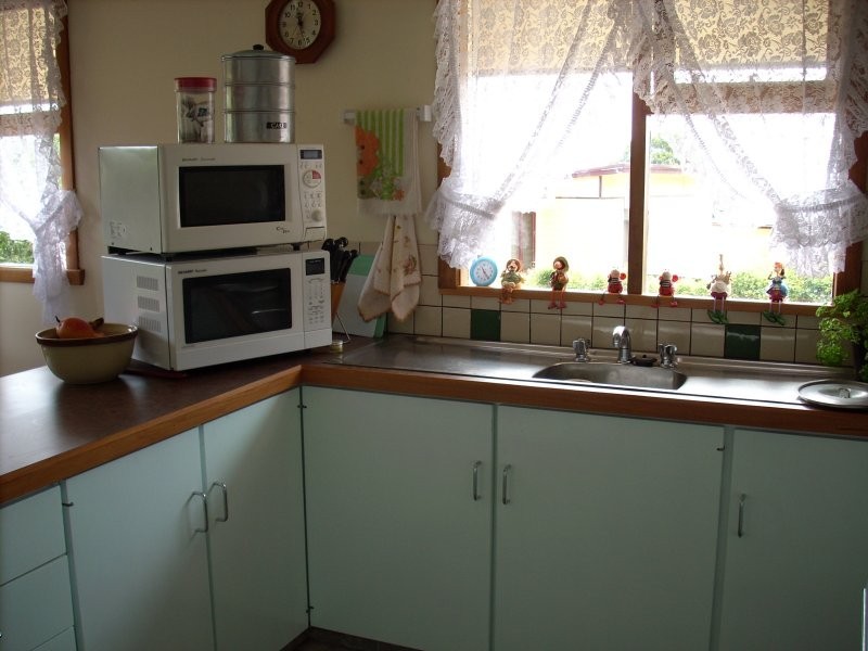 10 River Avenue, Heybridge TAS 7316