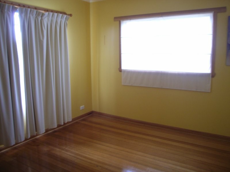 8 Alice Street, Ulverstone TAS 7315