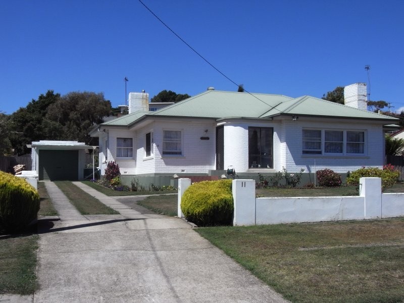 11 McDonald Street, Ulverstone TAS 7315