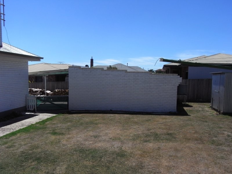 11 McDonald Street, Ulverstone TAS 7315