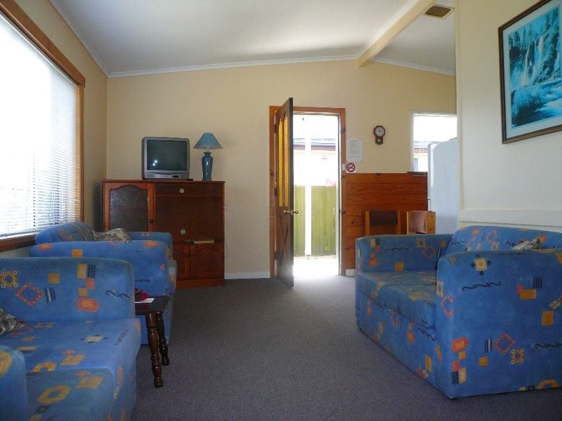 1/2C Moore Street, Ulverstone TAS 7315