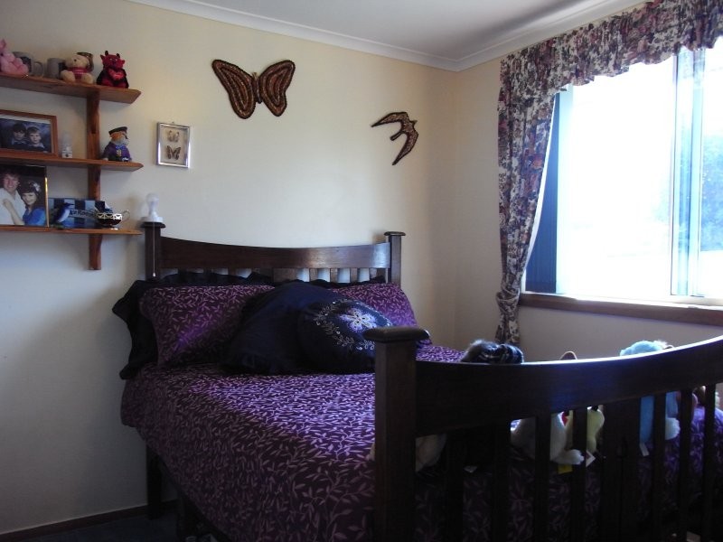 9 South Road, Penguin TAS 7316