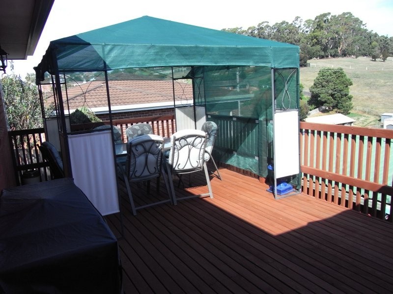 9 South Road, Penguin TAS 7316