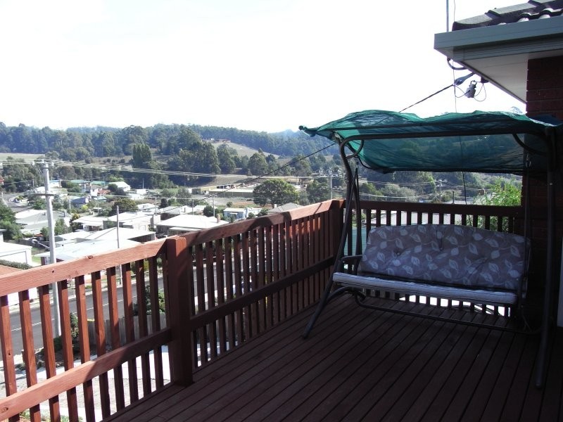 9 South Road, Penguin TAS 7316