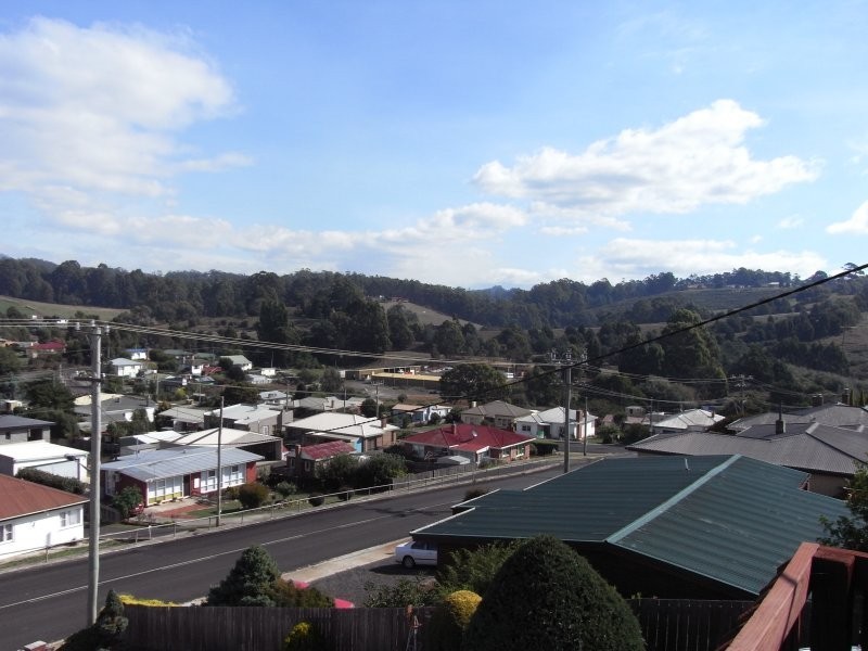 9 South Road, Penguin TAS 7316