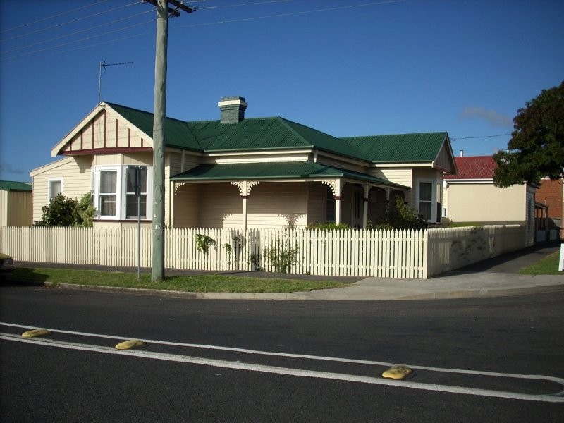 15 Main Street, Ulverstone TAS 7315
