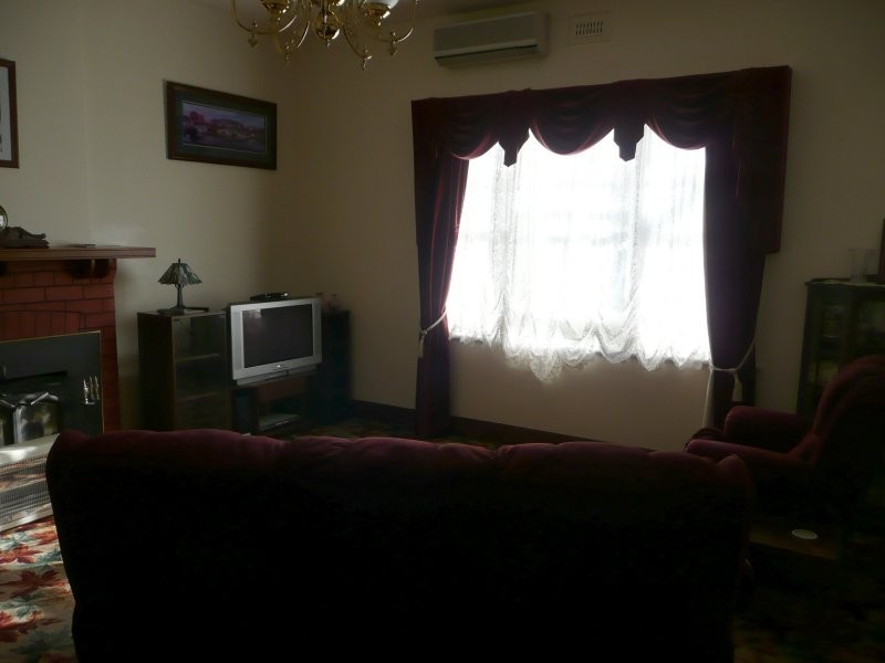 16 Water Street, Ulverstone TAS 7315