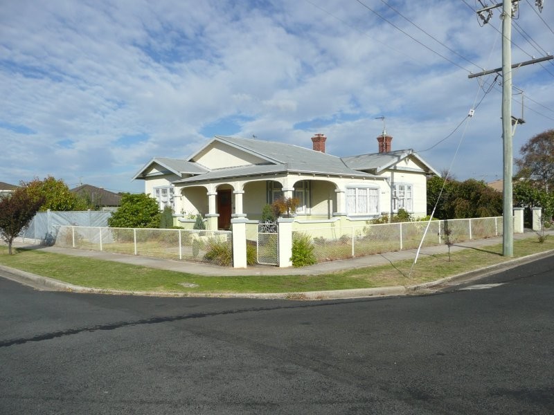 16 Water Street, Ulverstone TAS 7315