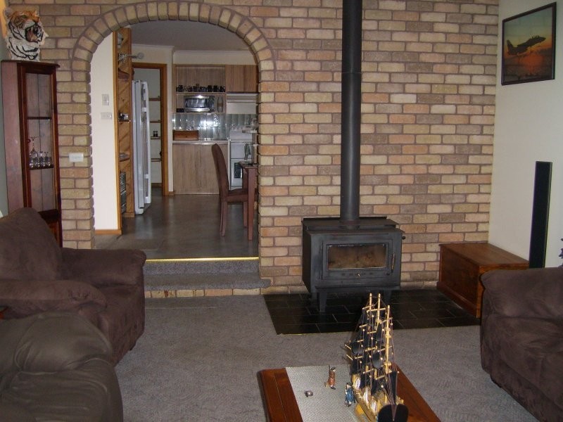 2 Nell Crescent, Ulverstone TAS 7315