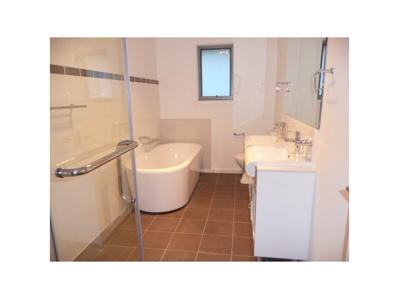 13 Hales Street, Penguin TAS 7316