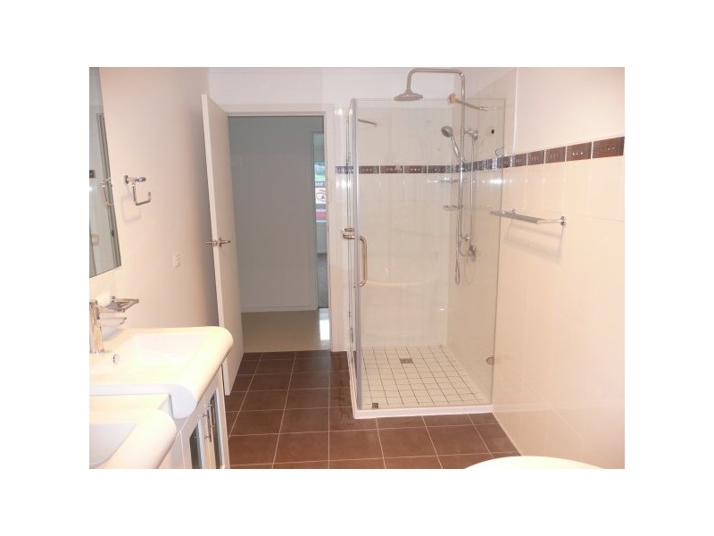 13 Hales Street, Penguin TAS 7316