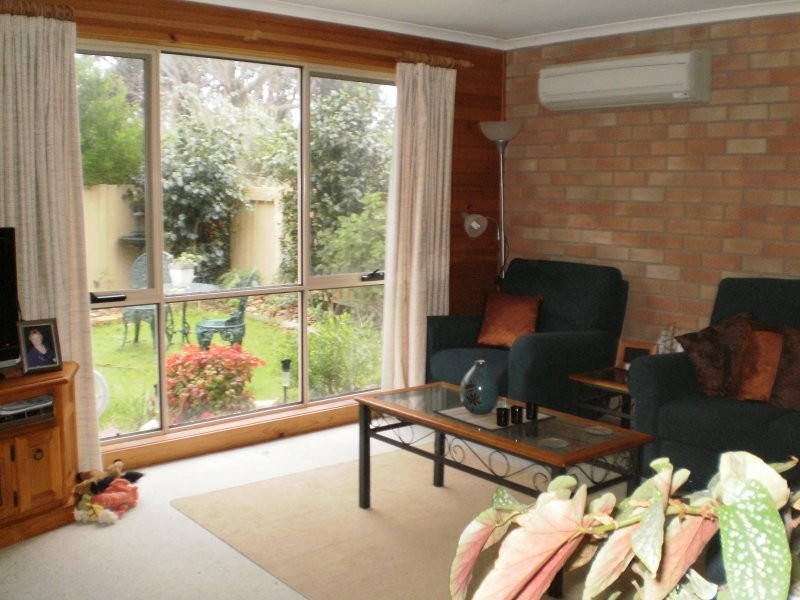 2/27 Lethborg Avenue, Turners Beach TAS 7315