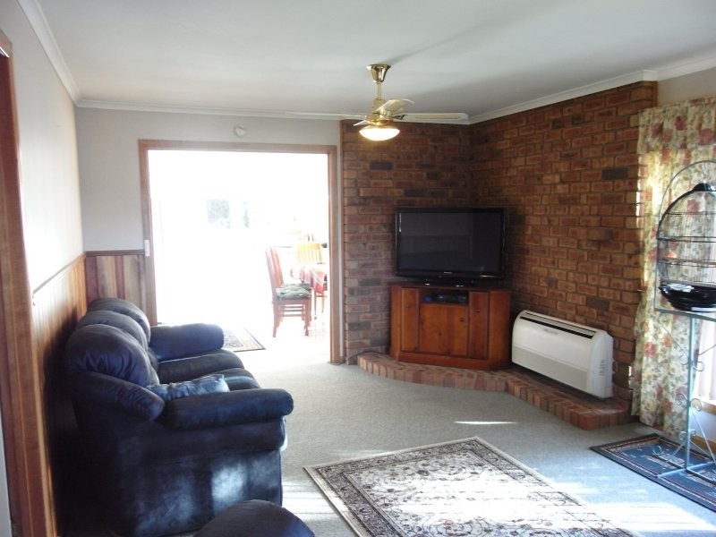 7 Olympic Court, Penguin TAS 7316