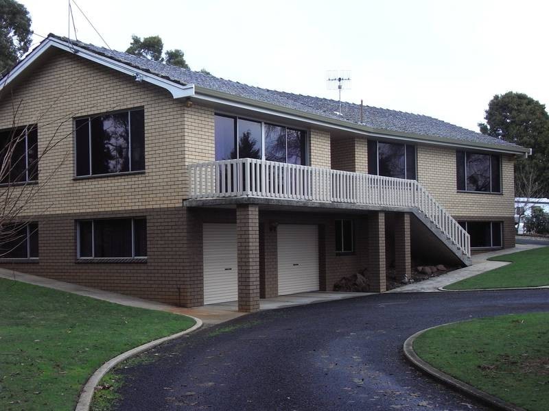 21 Illoura Road, Burnie TAS 7320