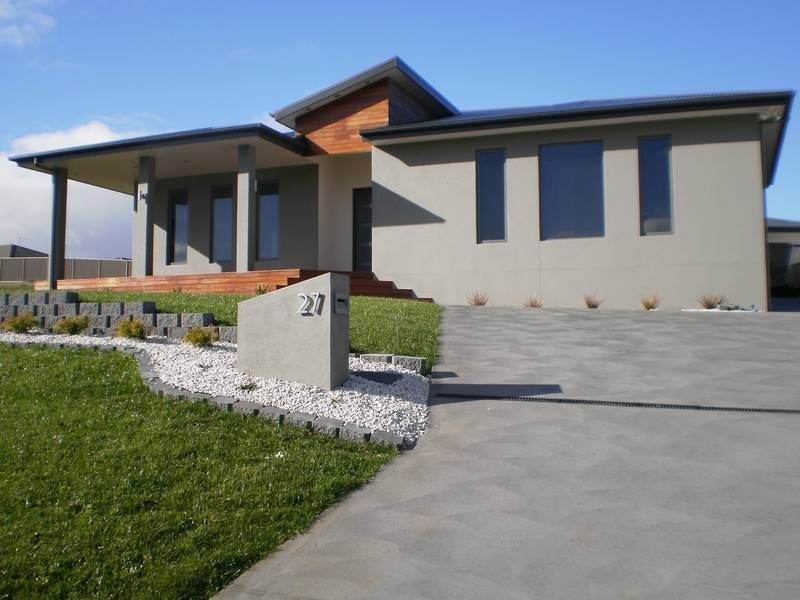 27 Berkshire Parade, Penguin TAS 7316