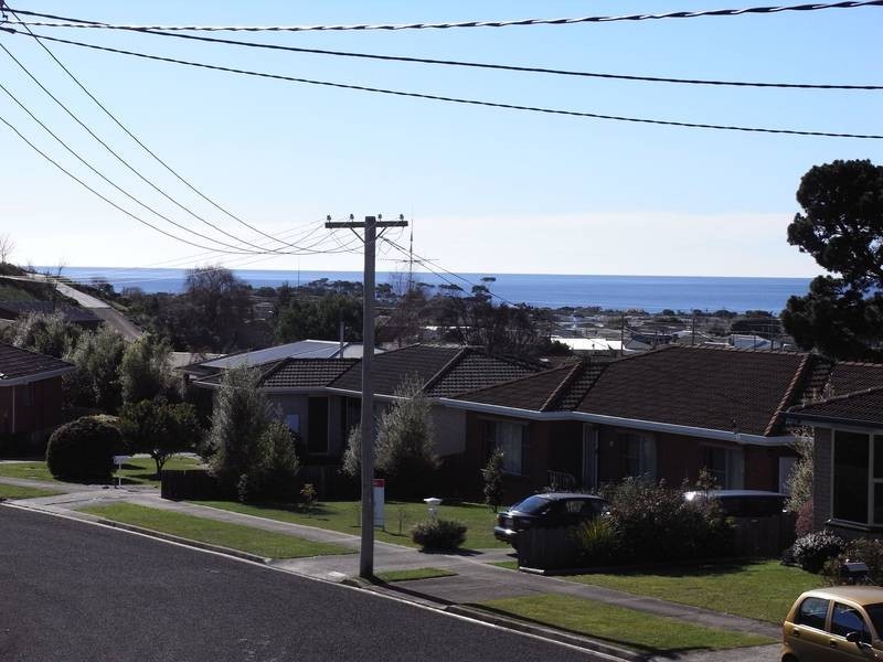 48 Richardson Street, West Ulverstone TAS 7315