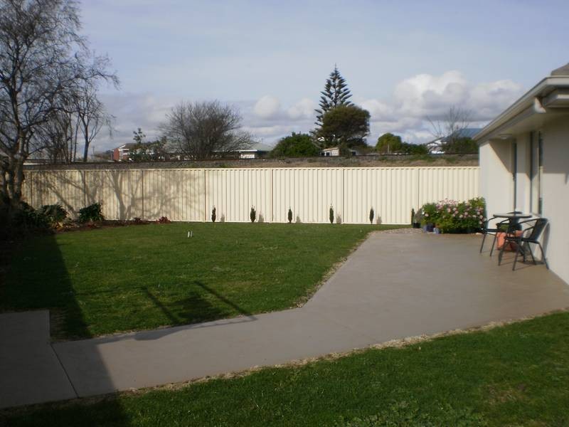 10/11 New Street, Ulverstone TAS 7315