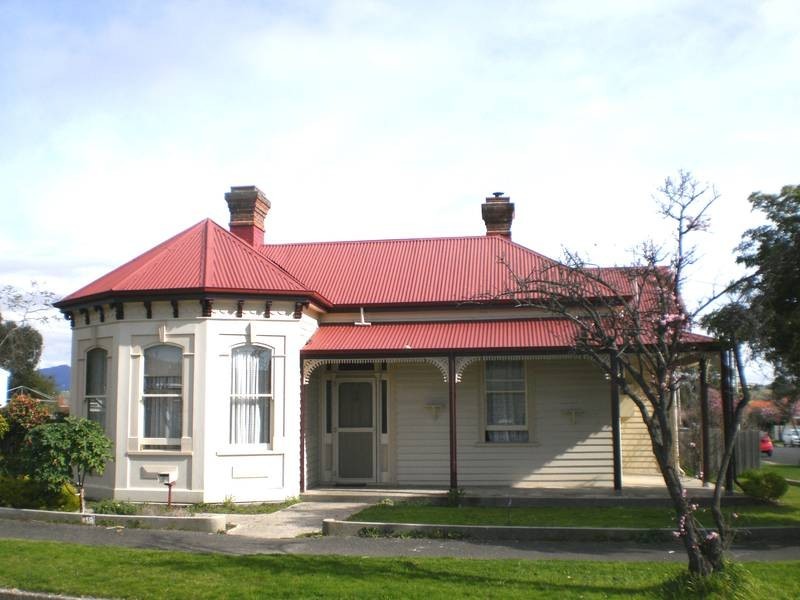 2 King Edward Street, Ulverstone TAS 7315