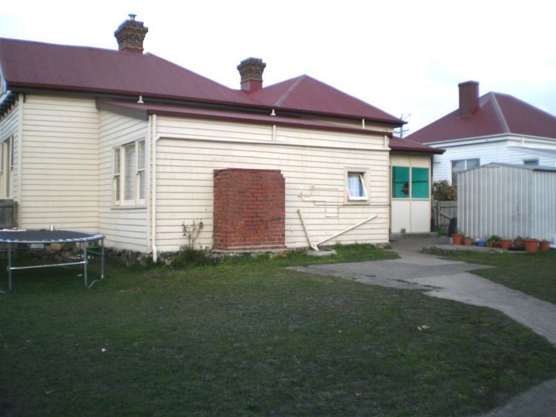 2 King Edward Street, Ulverstone TAS 7315