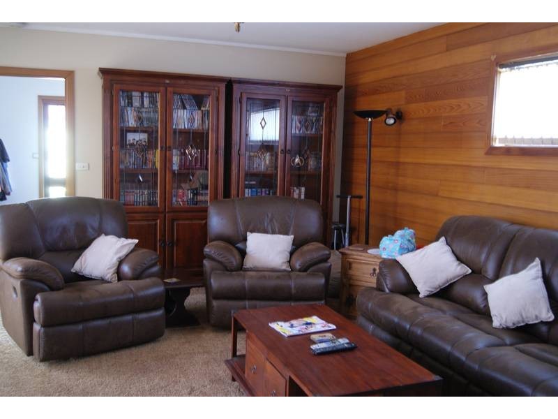 102 Alexandra Road, Ulverstone TAS 7315