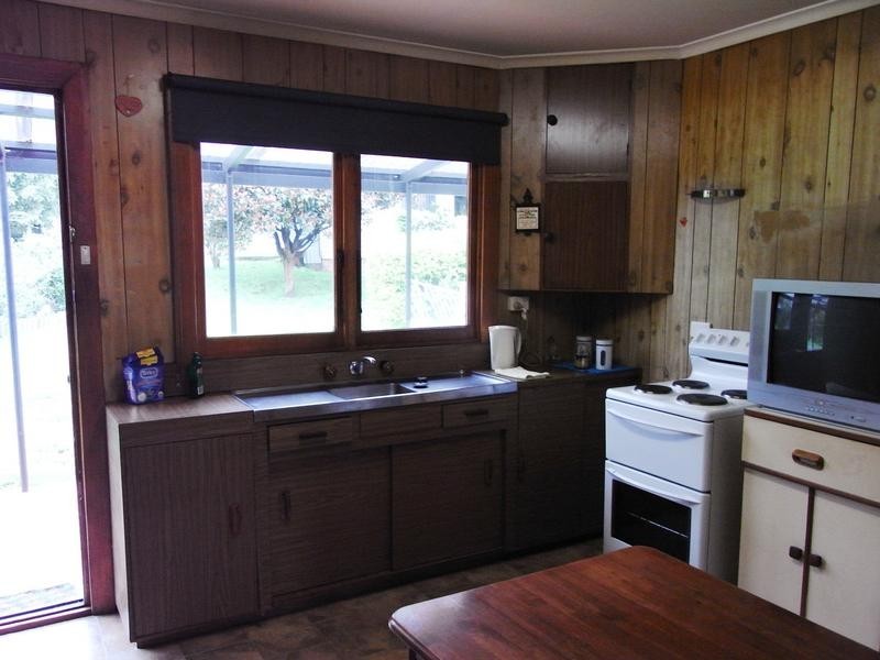 15 South Road, Penguin TAS 7316