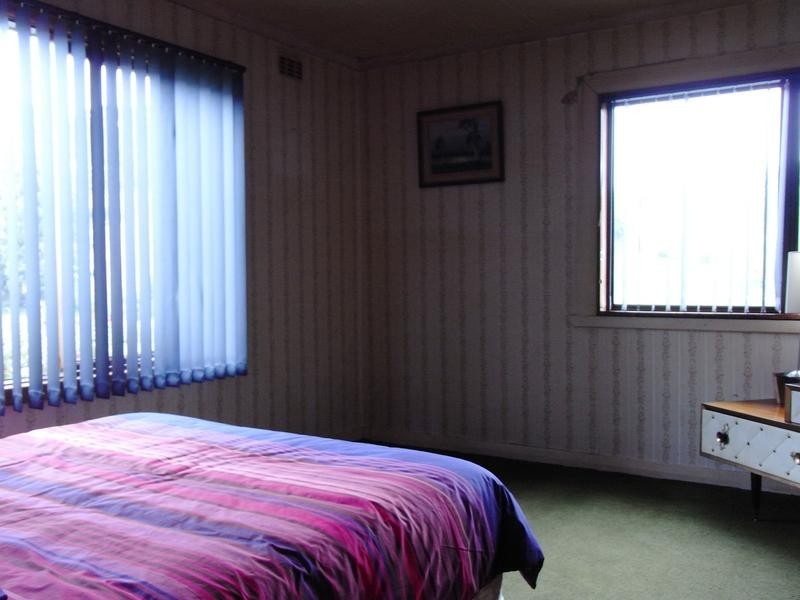 15 South Road, Penguin TAS 7316