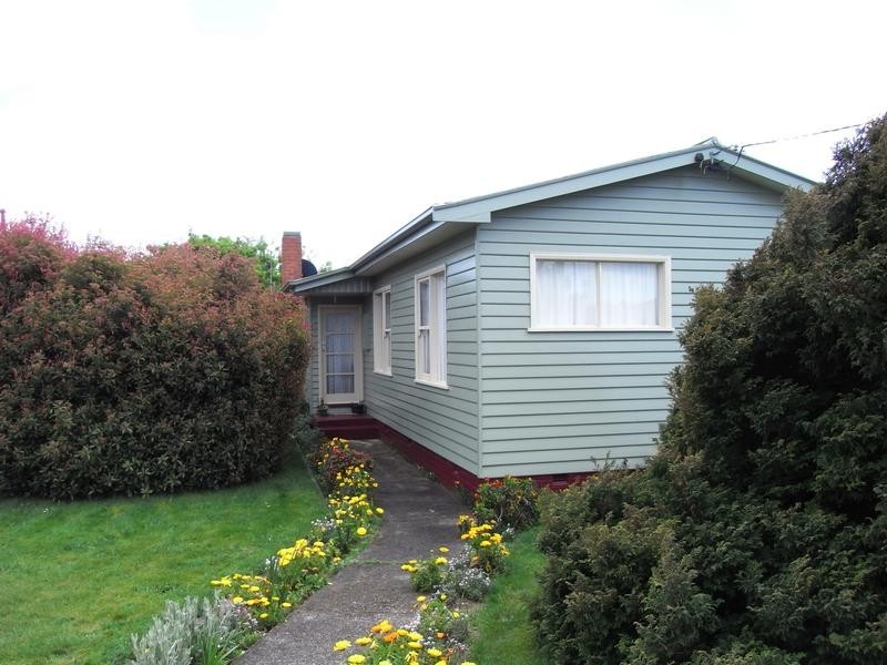 21 McCulloch Street, Ulverstone TAS 7315