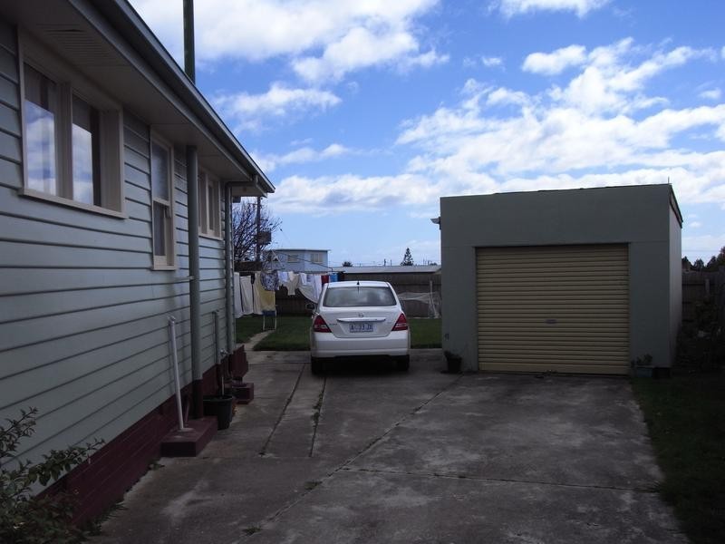 21 McCulloch Street, Ulverstone TAS 7315