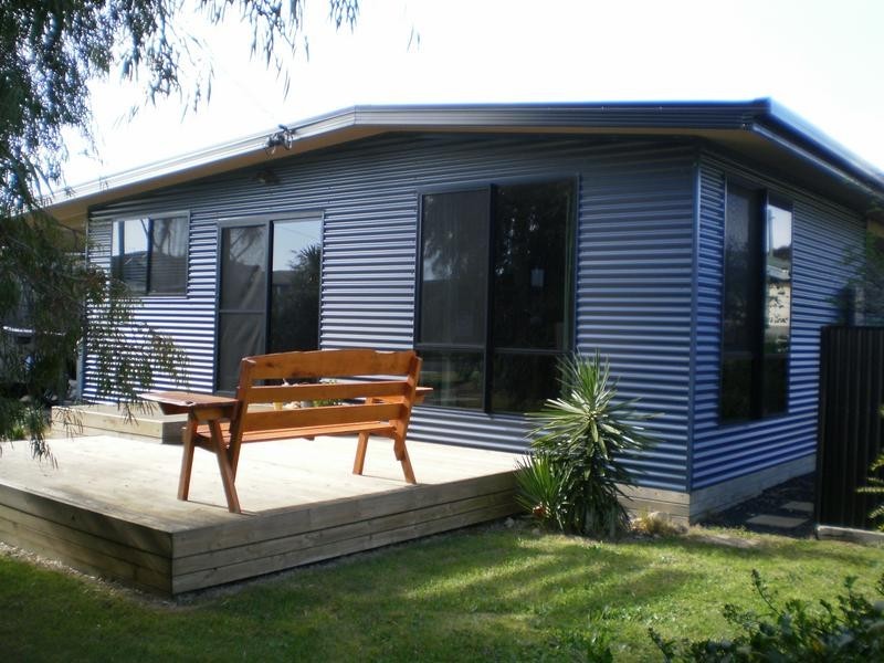 2 Esplanade, Turners Beach TAS 7315