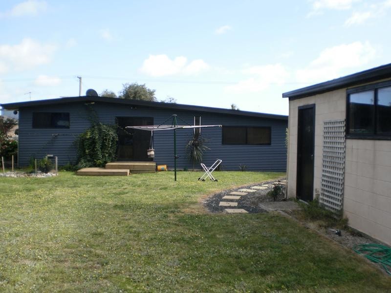2 Esplanade, Turners Beach TAS 7315