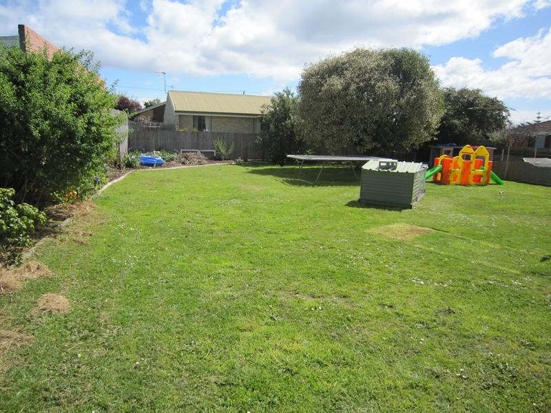 2 Goddard Street, Ulverstone TAS 7315