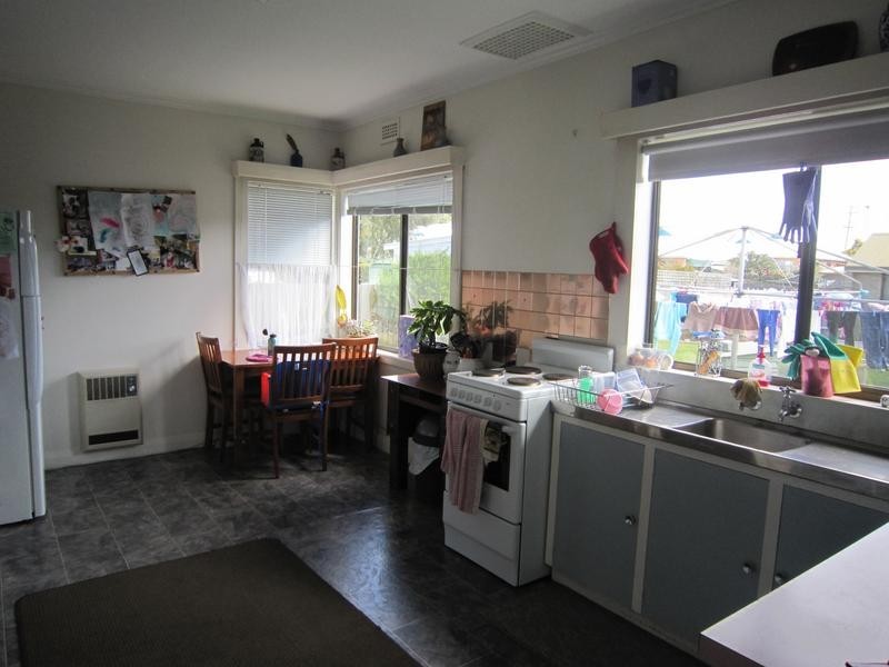 2 Goddard Street, Ulverstone TAS 7315