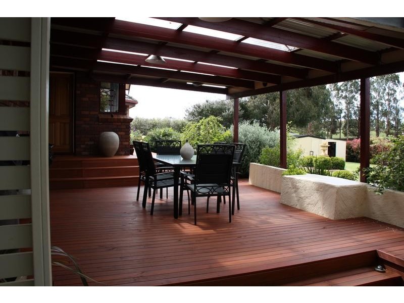 137 South Road, Penguin TAS 7316