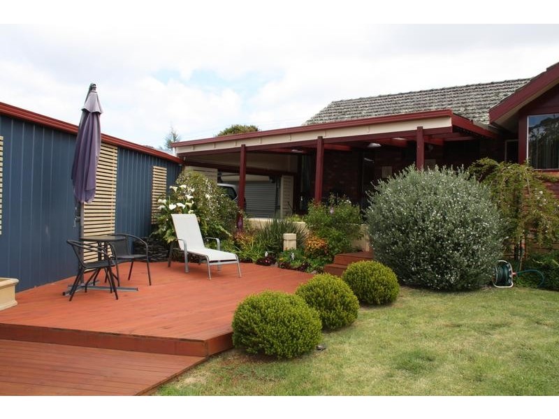 137 South Road, Penguin TAS 7316