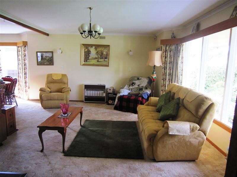 2 Leighlands Avenue, Ulverstone TAS 7315