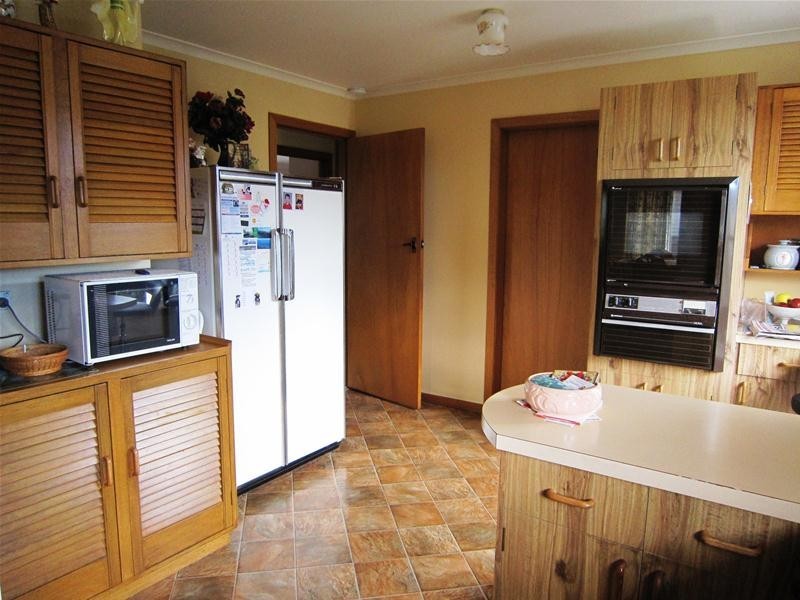 2 Leighlands Avenue, Ulverstone TAS 7315