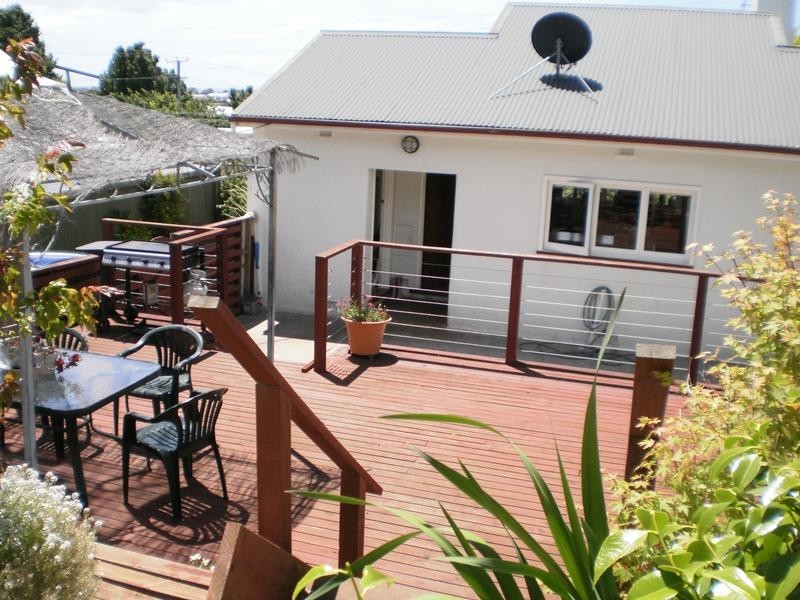 2 William Street, Ulverstone TAS 7315