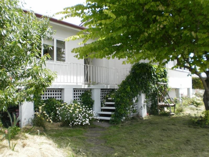 2 William Street, Ulverstone TAS 7315