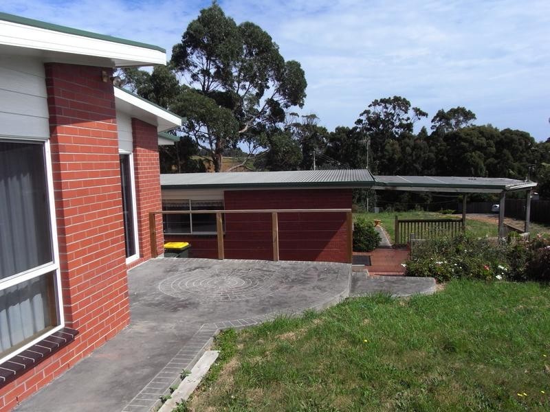 49 Deviation Road, Penguin TAS 7316